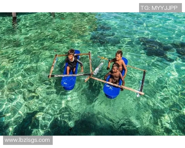 足球明星与孩子的温馨时光视频展现亲子互动的快乐瞬间